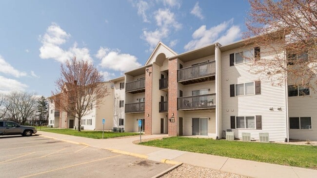 Photo - Pineview Place Apartments