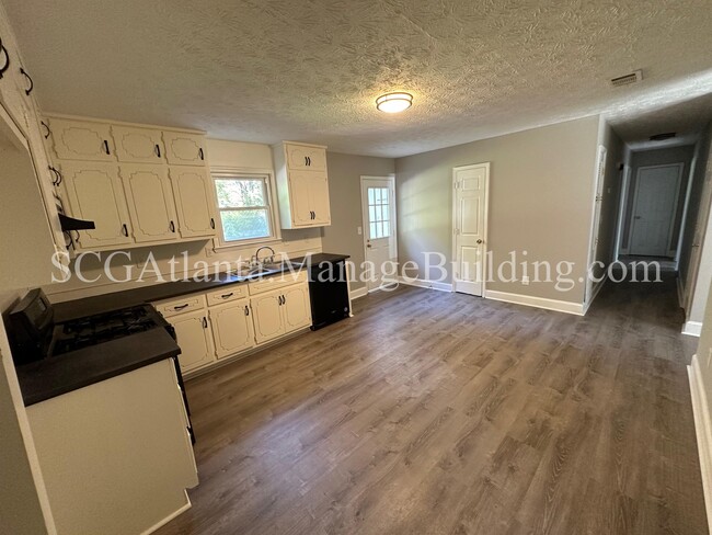 Photo - 972 Walnut Creek Ln