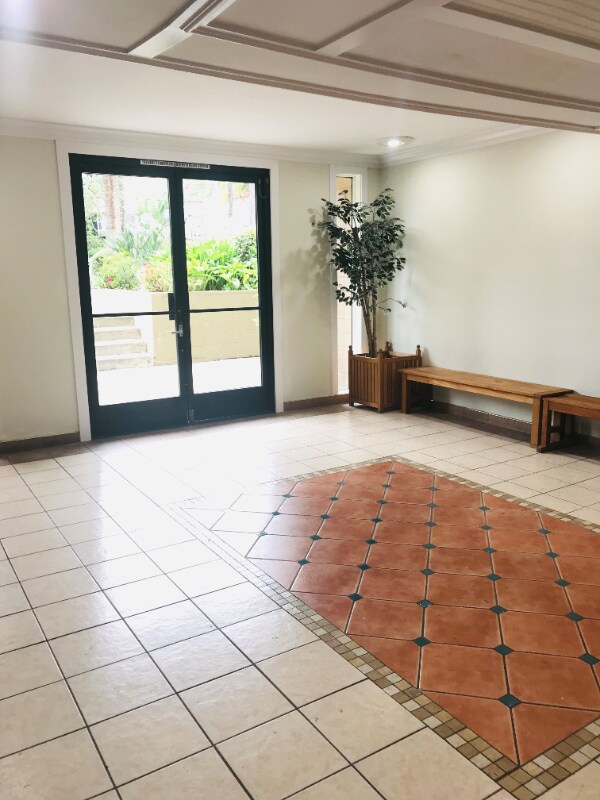 Photo - 1943 Rodney Dr Unidad 215