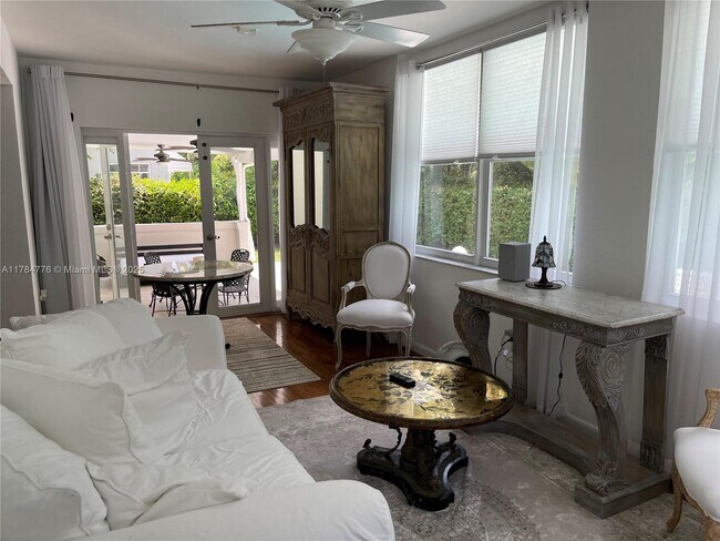 Photo - 1420 Baracoa Ave