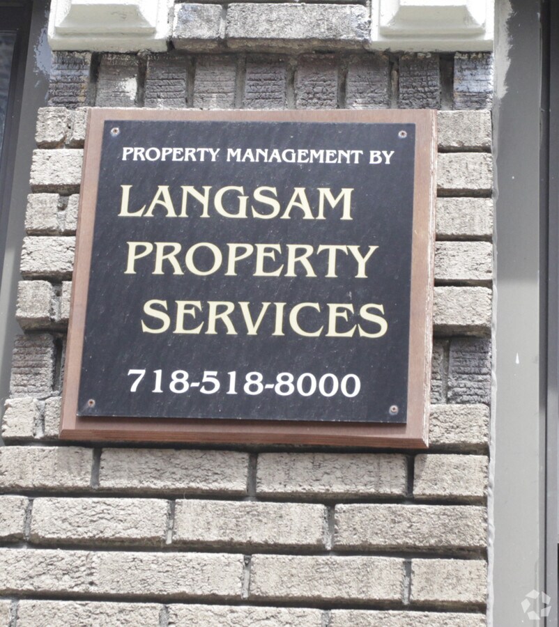 Photo - 645 W 160th St