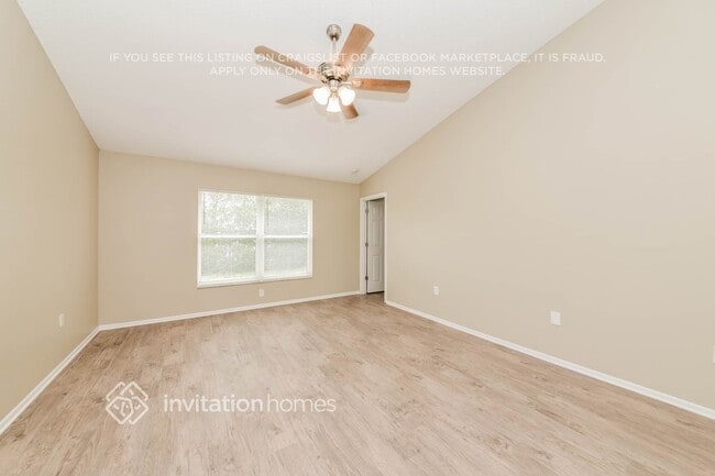 Photo - 4201 11th Ave E