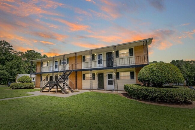 Photo - Premier Club Apartments