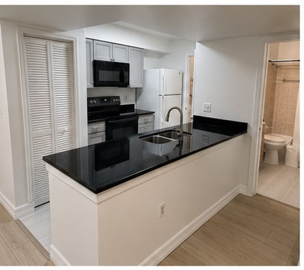 Photo - 3016 Parkway Blvd Unit 208