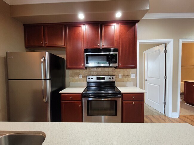 Photo - 1914 Bloomington Ave