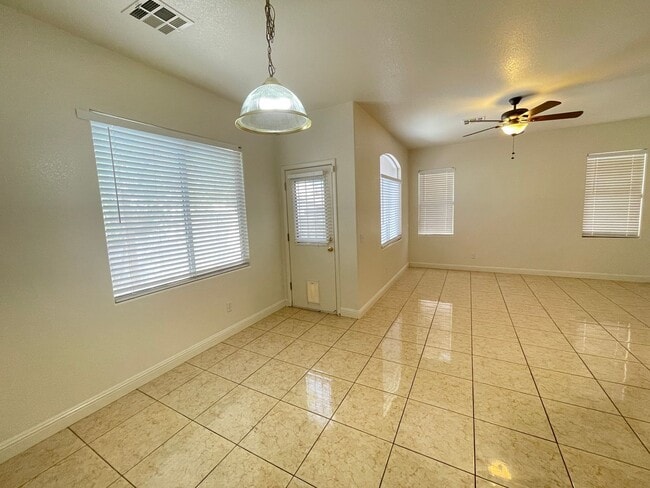 7908 Hornbeam Ct