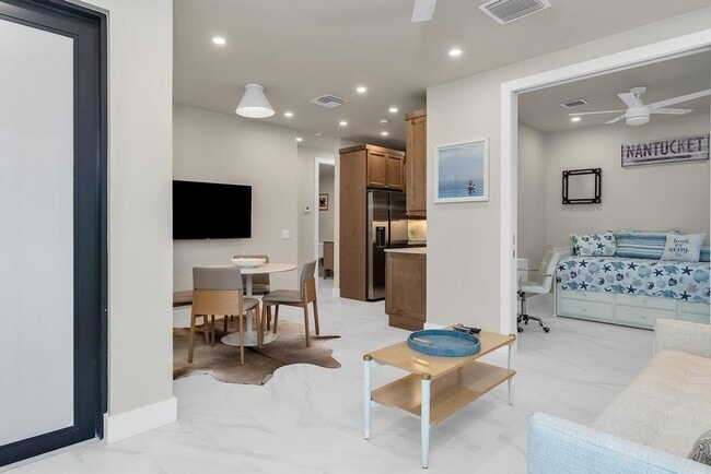 Photo - 15 Ocean Breeze