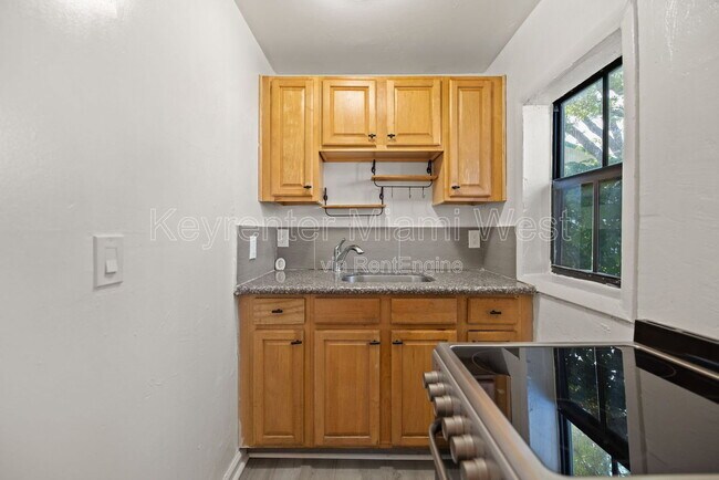 Photo - 7772 NW 9th Ave