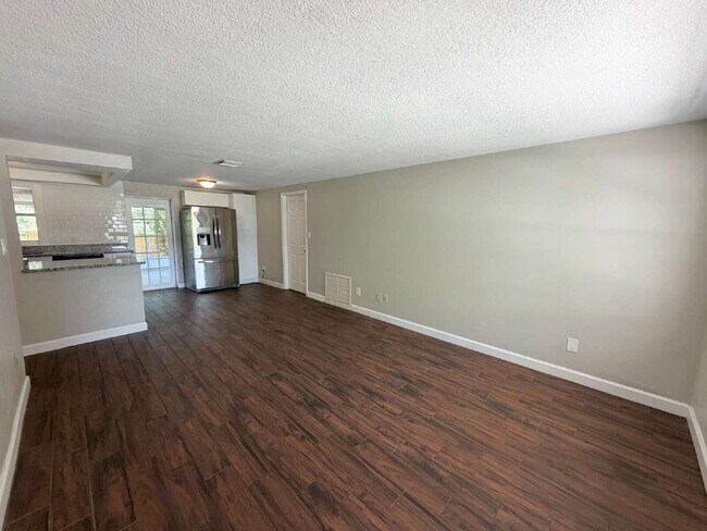 Photo - 1414 Coppertree Dr
