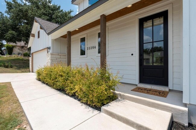 Photo - 22206 Briarcliff Dr