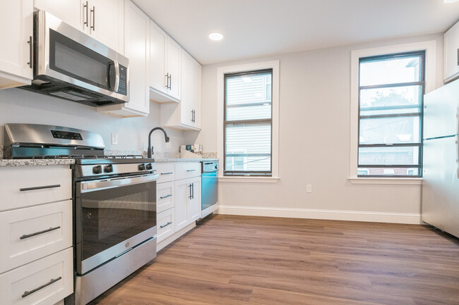 Photo - 344 Saratoga St Condo Unit 2