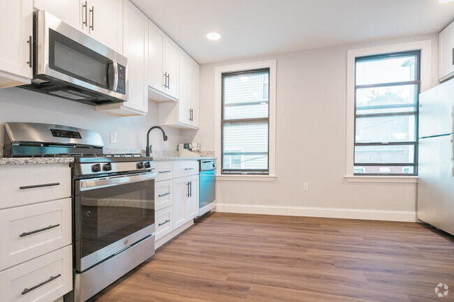 Building Photo - 344 Saratoga St Unit 2 Rental