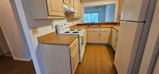 Photo - 7879 Willow Spring Dr Unidad 923