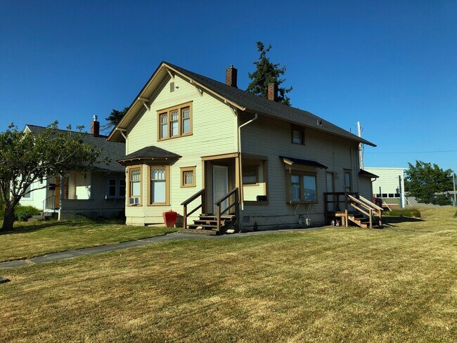 Photo - 2000 Iron St