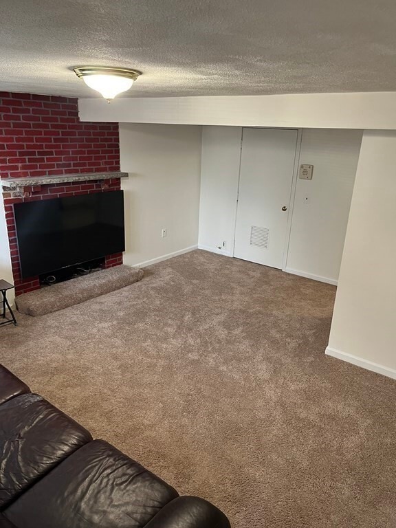 Photo - 151 Bigelow St
