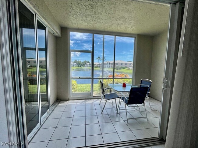 Photo - 864 Tanbark Dr Unit 102