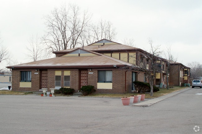 Livonia Manor Apartments