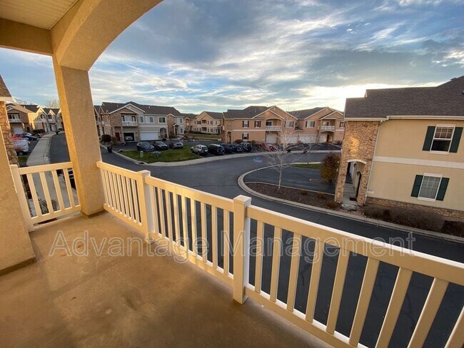 Photo - 1077 Canyon Meadow Dr Unit Apt 4