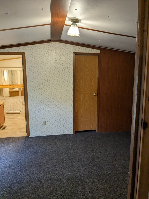 Photo - 4689 Rosemarie St