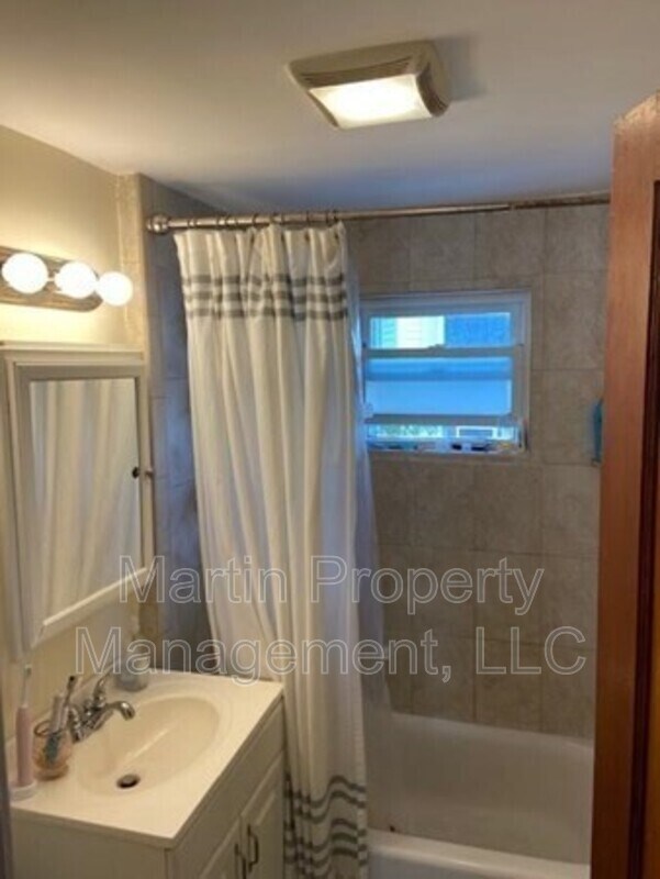 Photo - 42-44 Whitman Street - 1