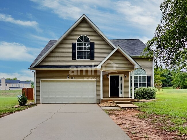 Building Photo - 602 Thrasher Ct