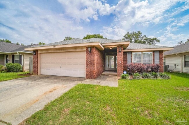 Photo - 552 Edith Ln