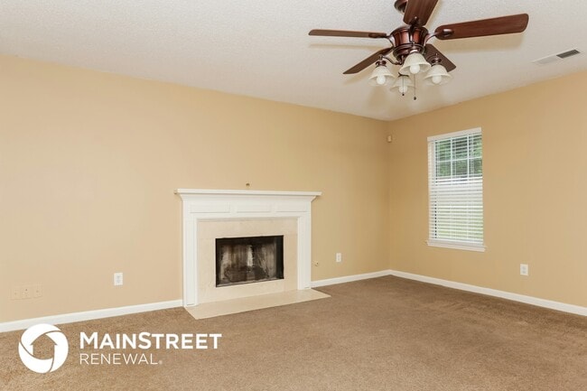 Photo - 4530 Talon Way