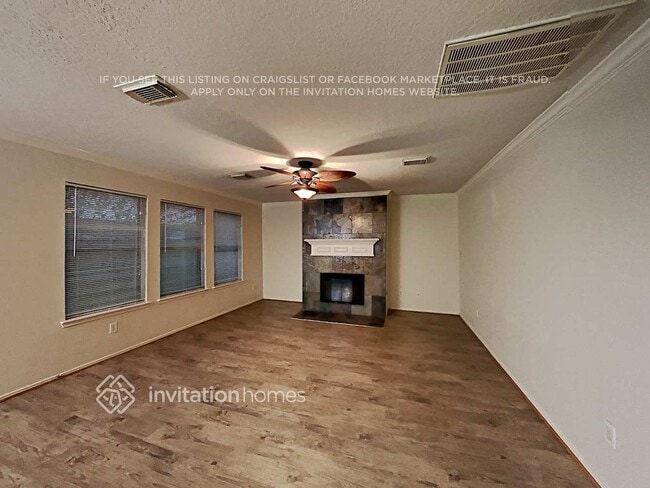 Photo - 9818 Golden Prairie Ln