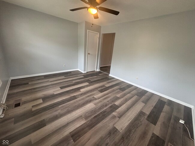 Photo - 6203 E 11th St