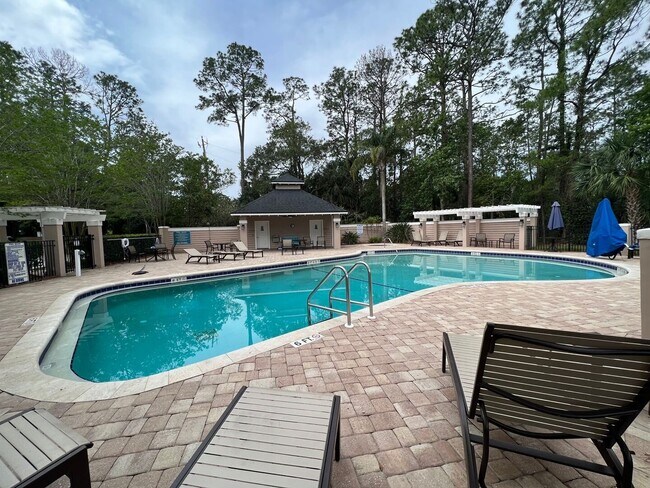 4 Bed 3 Bath Home Near Jacksonville Beach. Pet Friendly! OPEN HOUSE: FRIDAY, OCTOBER 2ND. 4–6 PM!