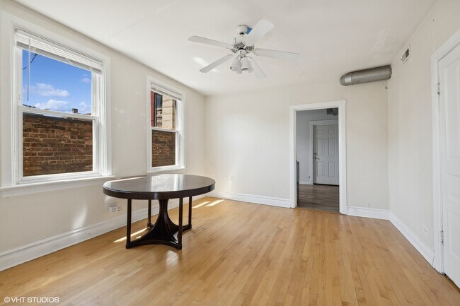 Photo - 2418 N Western Ave Unit 2F