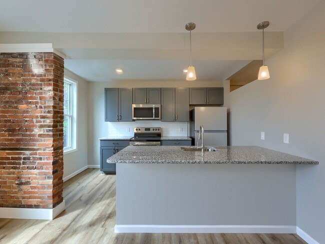 Photo - 1402 N 3rd St Unit Apt 1