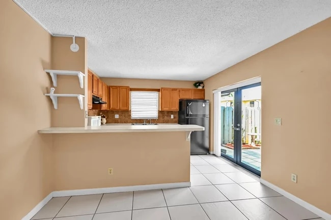Photo - 1458 N Lawnwood Cir