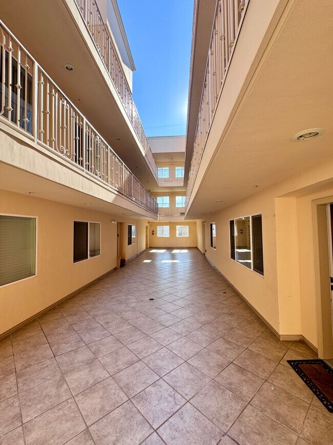 Photo - 3 bedroom 2 bath condo on Vanowen Unit 102