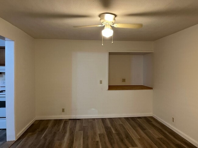 Photo - 2507 S Ingram Mill Rd Unit B