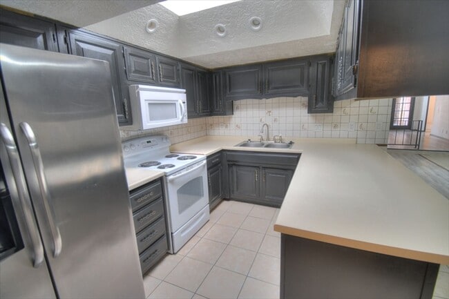 Photo - NE Heights ---Close to the Sandia Mountains