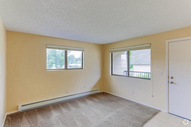 1BR, 1BA - 480 SF