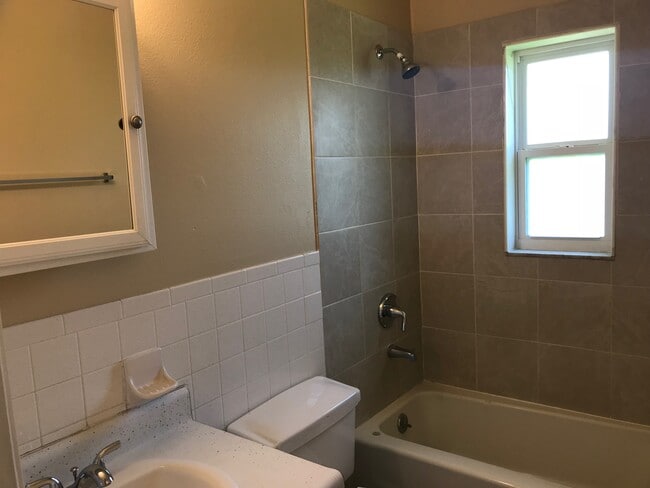 Photo - 403 Margot Ct