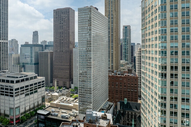 Photo - 111 East Chestnut Condominium