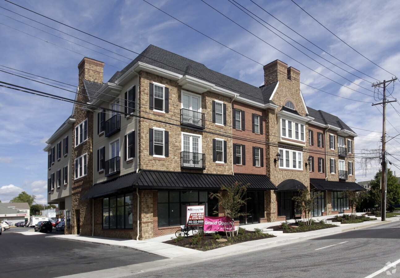 Photo - Campus Edge Apartments
