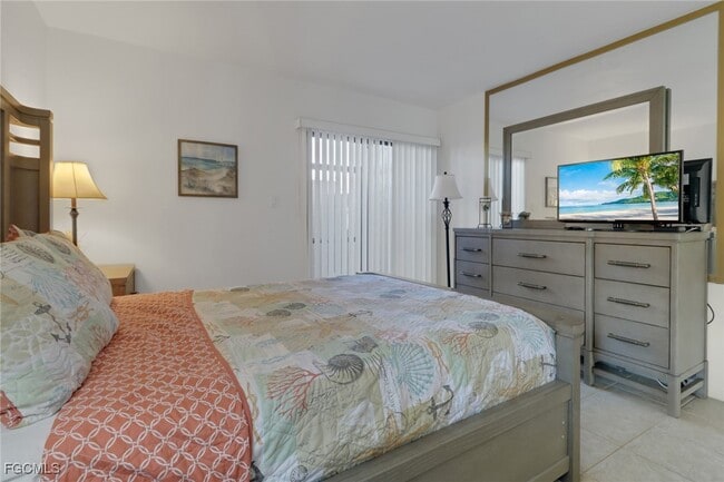 Building Photo - 5015 Harbortown Ln Unit 104