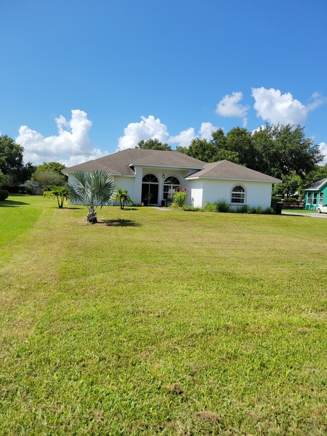 Árboles calle sin salida lago zona deseable - 116 Sunrise Hill Ln