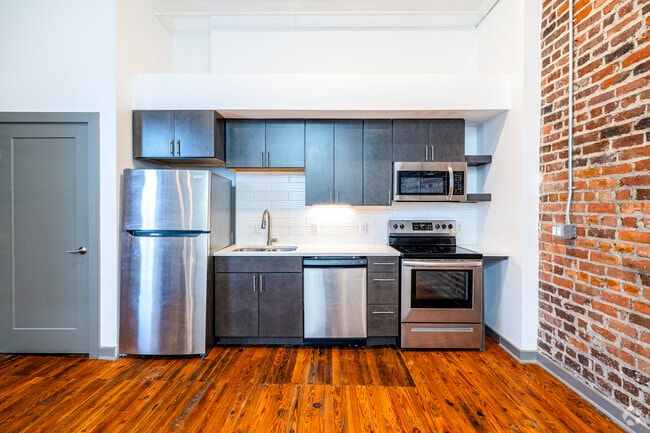 1BR, 1BA - 626SF - Kitchen