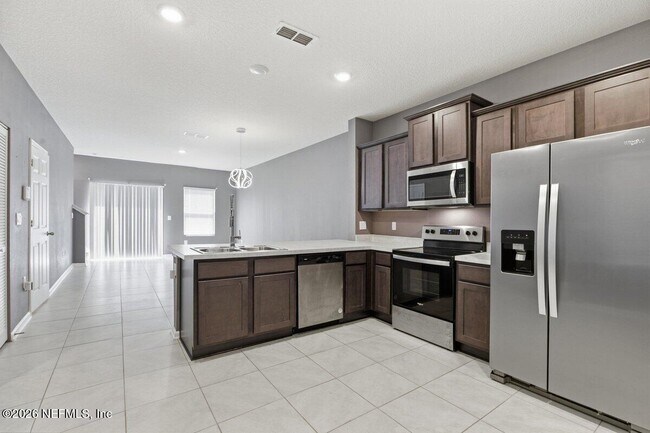 Photo - 836 Observatory Pkwy