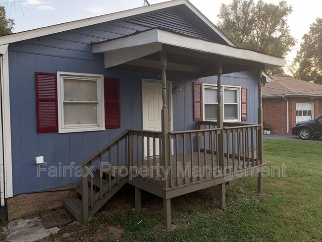 Photo - 3221 Dearborn Dr