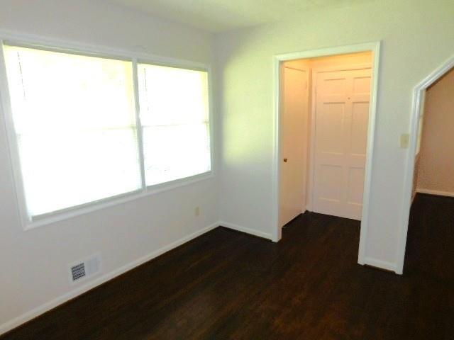 Photo - 879 Forest Ridge Dr SE