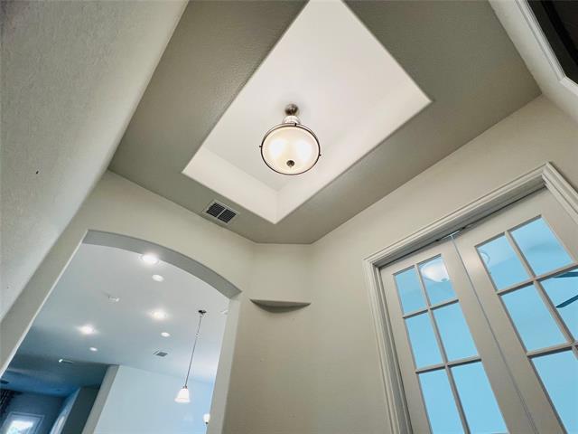 Photo - 4408 Juniper Ln