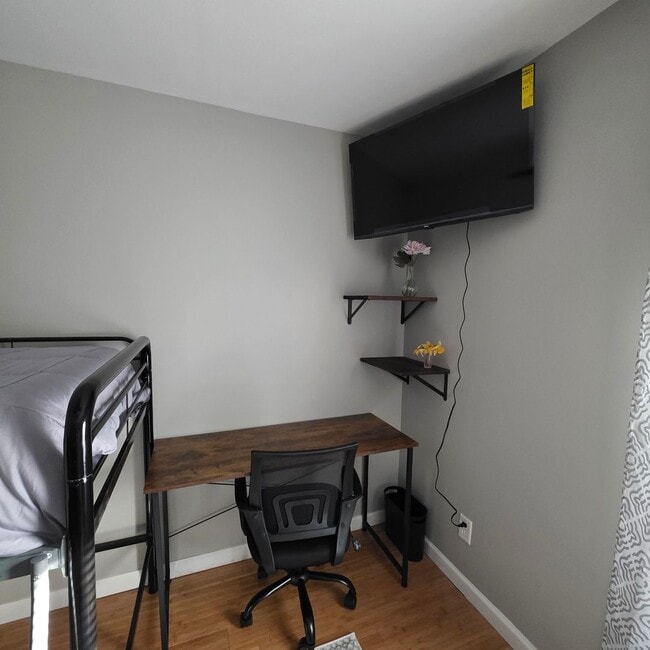 Photo - 149 Adam St Unit 2