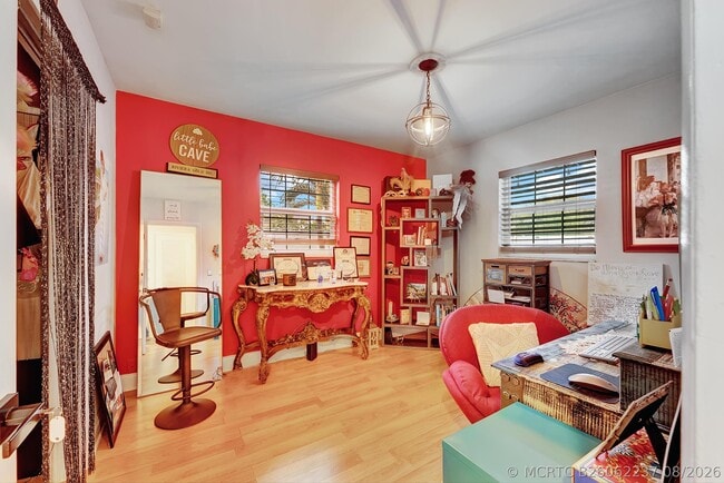 661 Eagle Cir