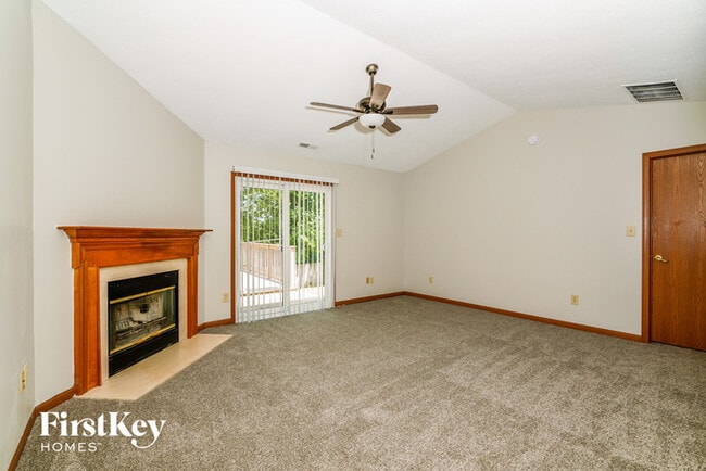 Photo - 4878 Oakleigh Pkwy